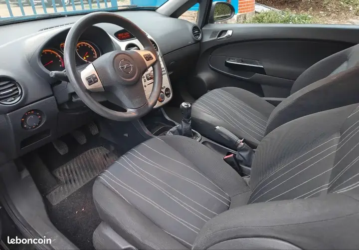 Skoda Fabia 2007 photo 5