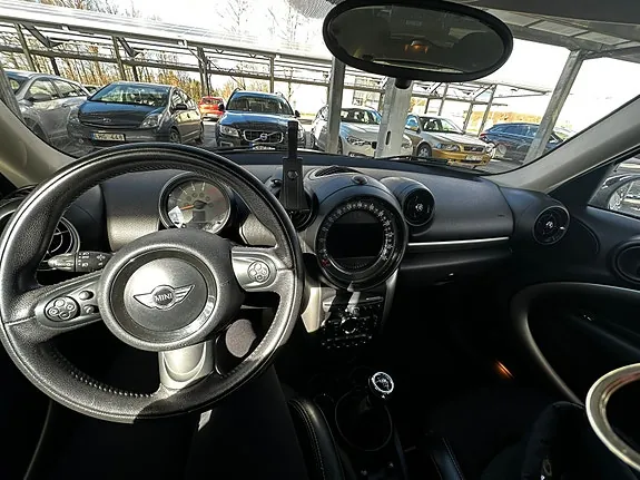Mini Countryman Cooper D 2015 photo 5