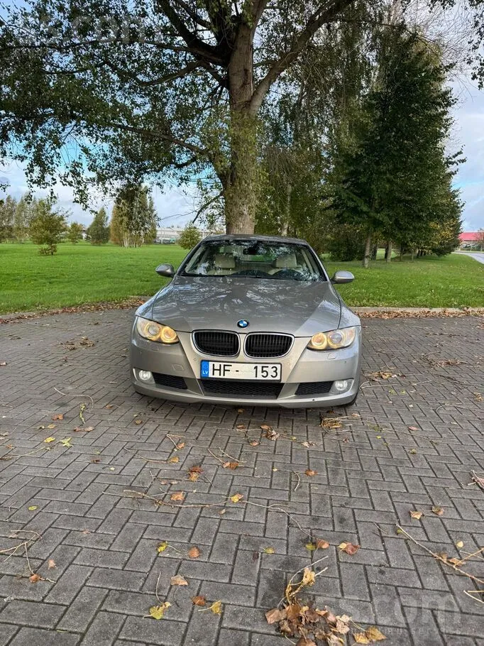 BMW 320I 2008 photo 2
