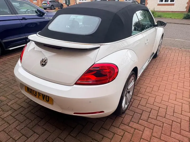 Volkswagen Beetle 2013 photo 4