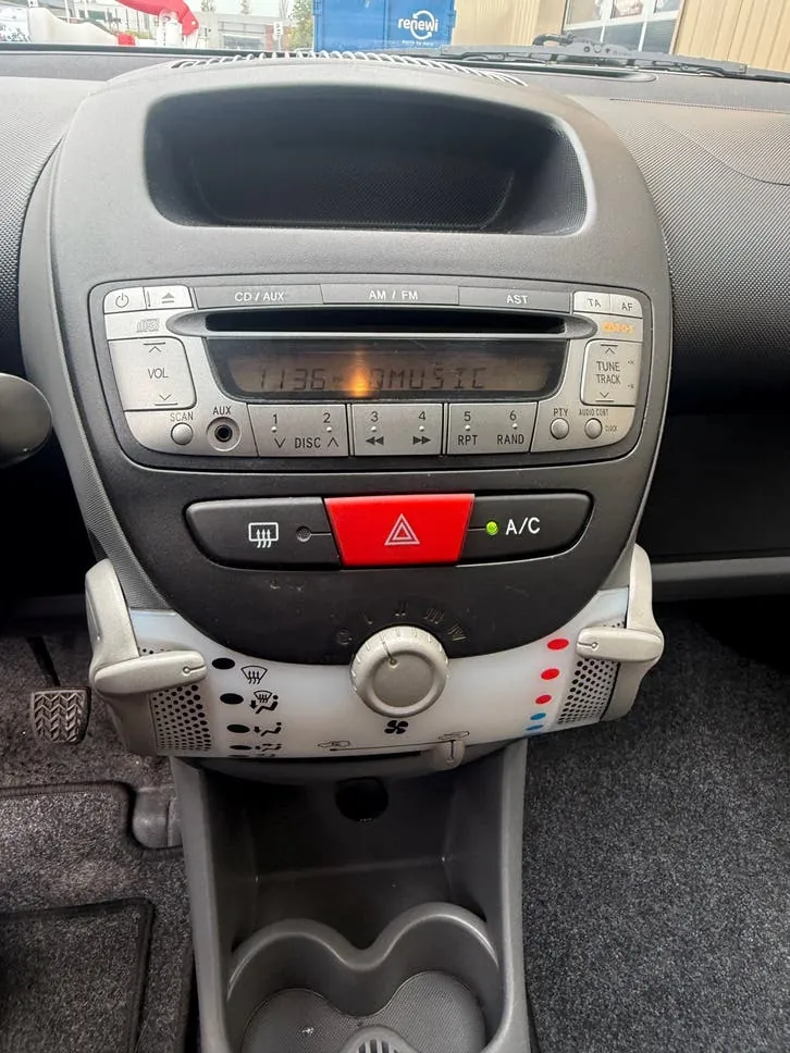 Citroen C1 2009 photo 3