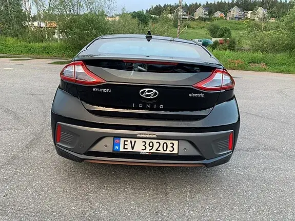 Hyundai Ioniq 2019 photo 2