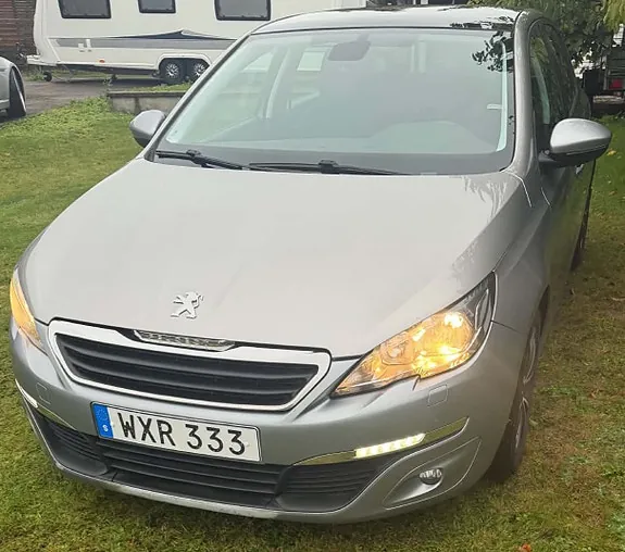 Peugeot 308 2014 photo 2