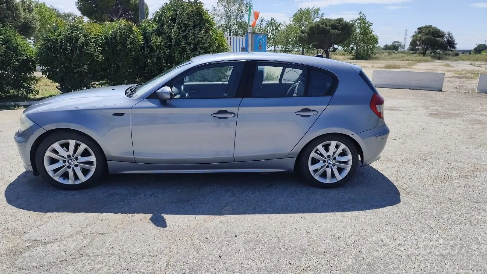 BMW 1 Series 2005 photo 2
