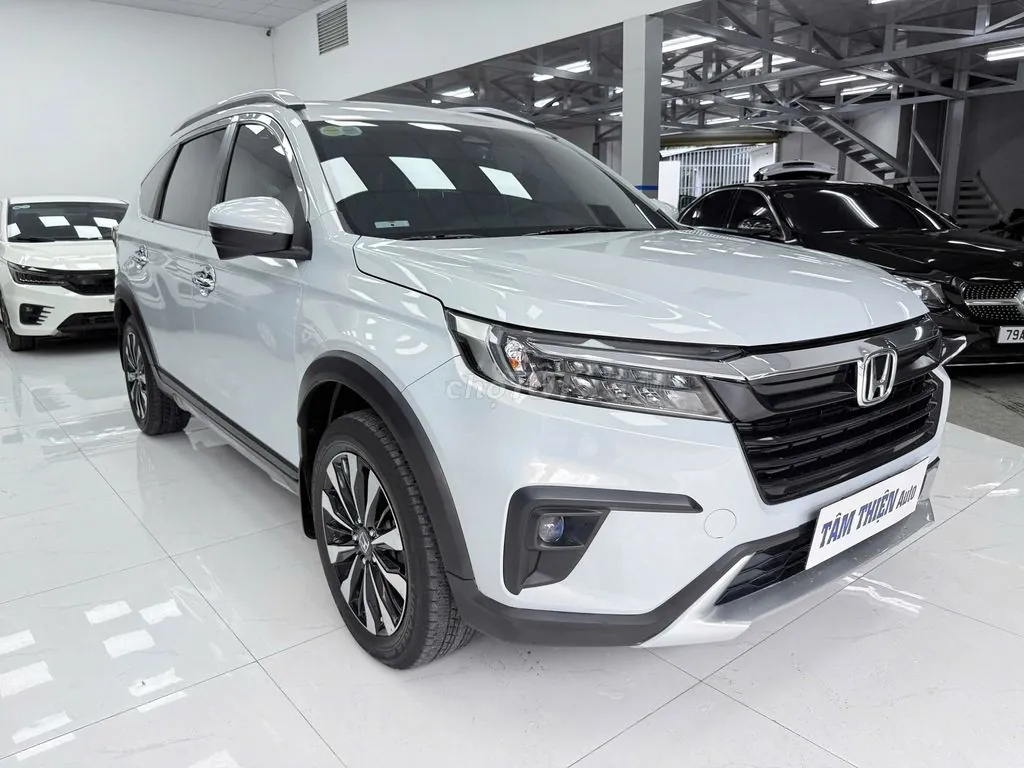 Honda Br-V 2023 photo 2