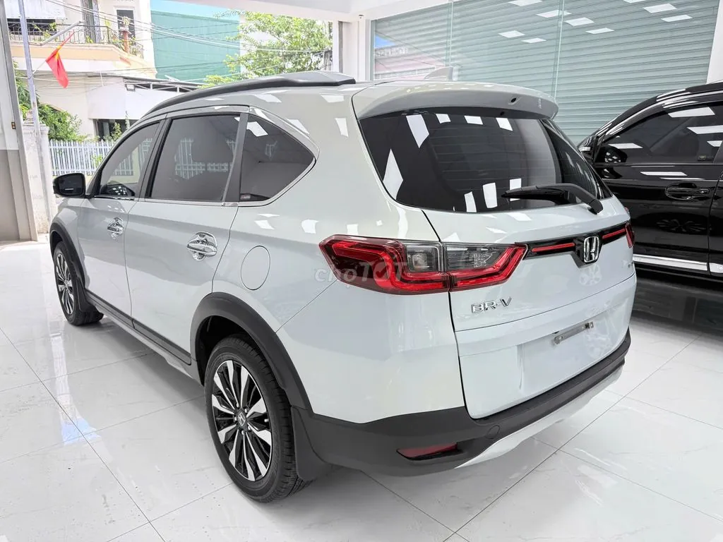 Honda Br-V 2023 photo 4