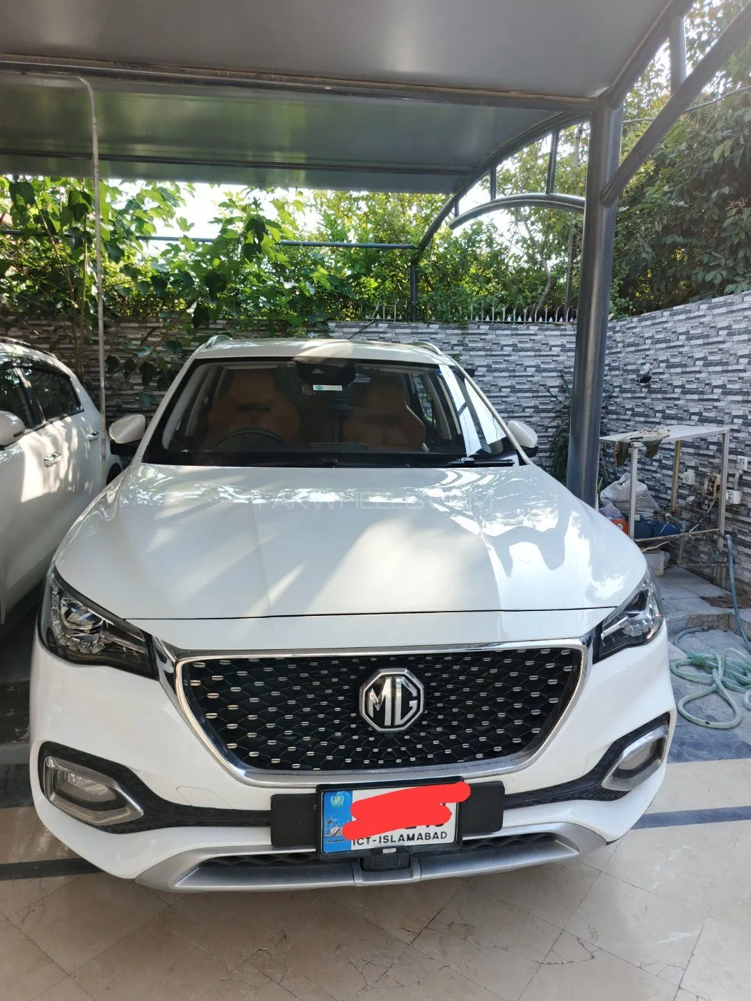 MG Hs