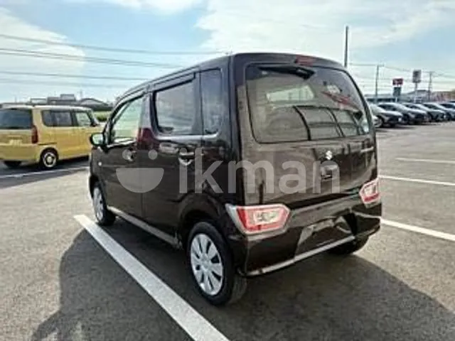 Suzuki Wagon R 2024 photo 2