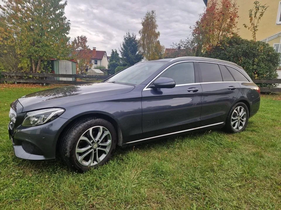Mercedes-Benz C 220 D