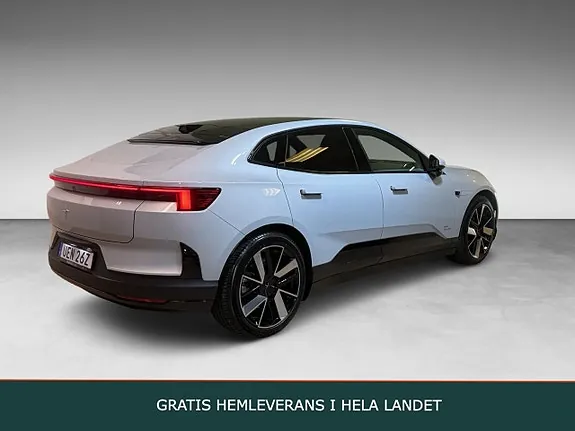 Polestar 4 2025 photo 2