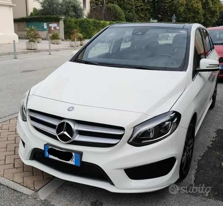 Mercedes-Benz B