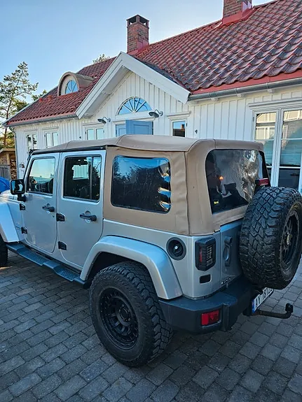 Jeep Wrangler 2012 photo 2