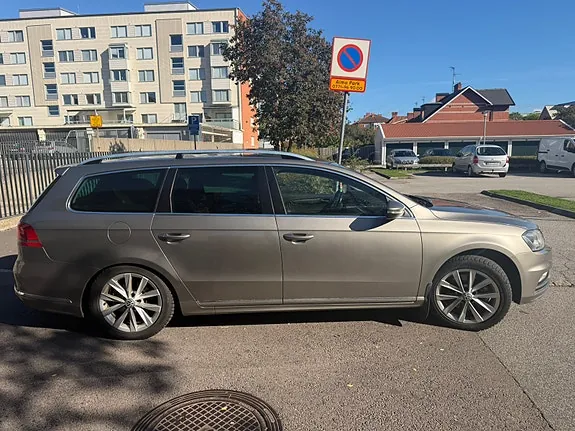 Volkswagen Passat 2013 photo 3