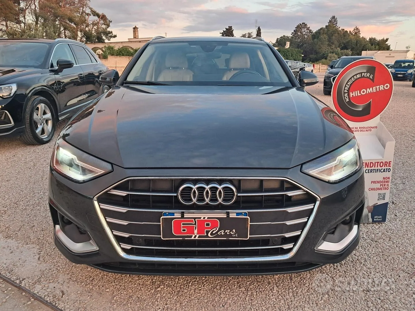 Audi A4 2021 photo 2