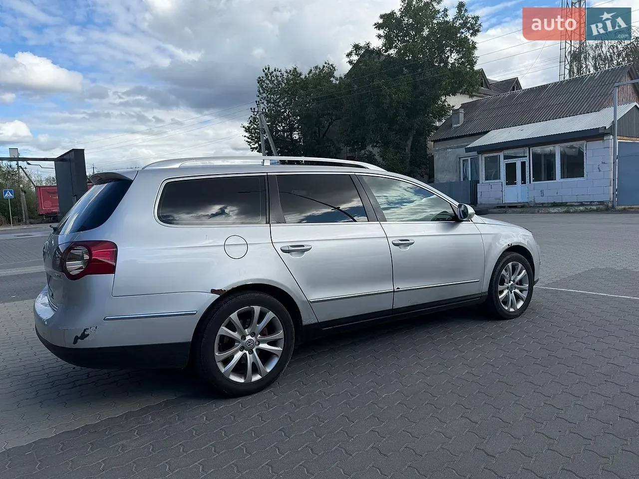 Volkswagen Passat 2009 photo 4