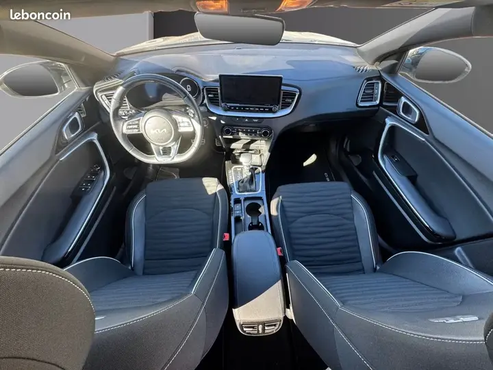 Kia Ceed 2024 photo 2