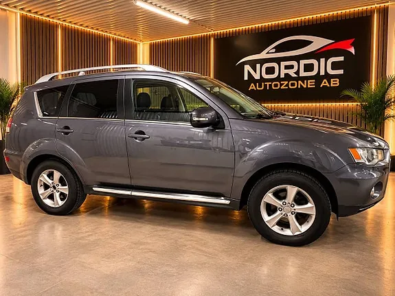 Mitsubishi Outlander 2010 photo 3