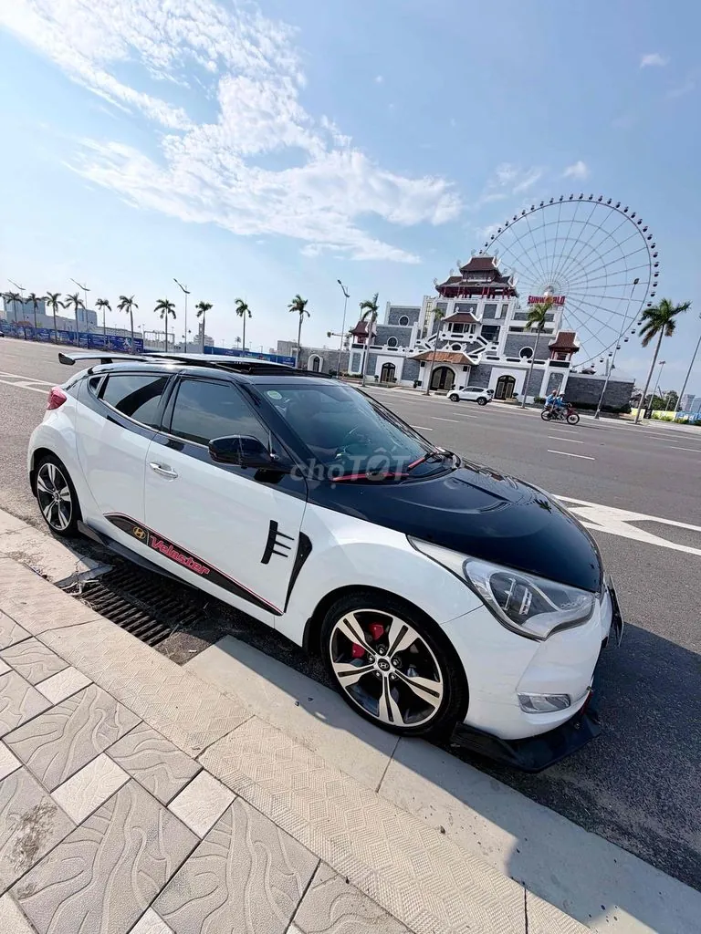 Hyundai Veloster 2019 photo 2