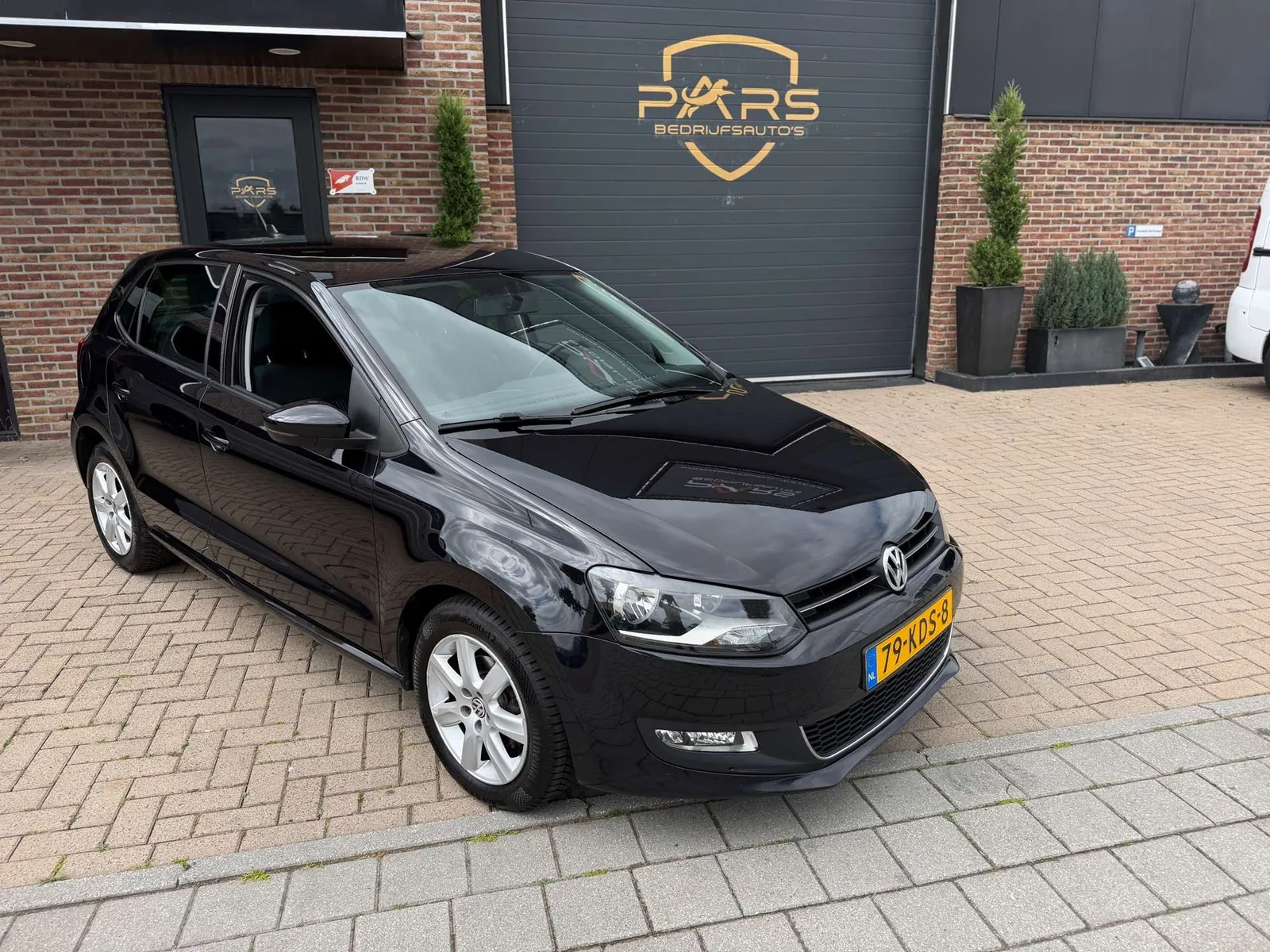 Volkswagen Polo 2009 photo 4