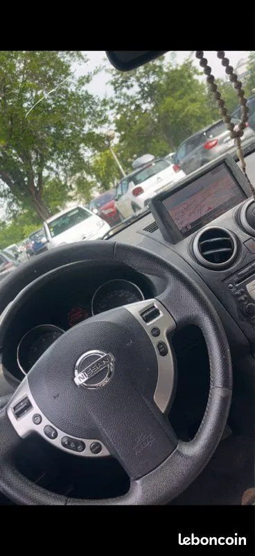 Nissan Qashqai 2009 photo 2
