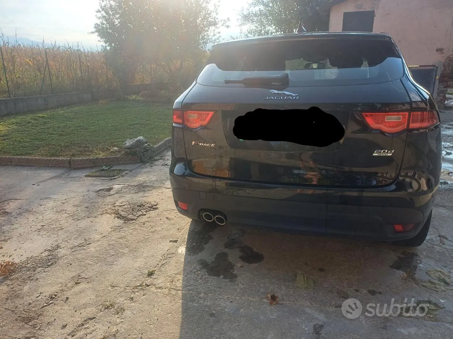 Jaguar F-Pace 2016 photo 2