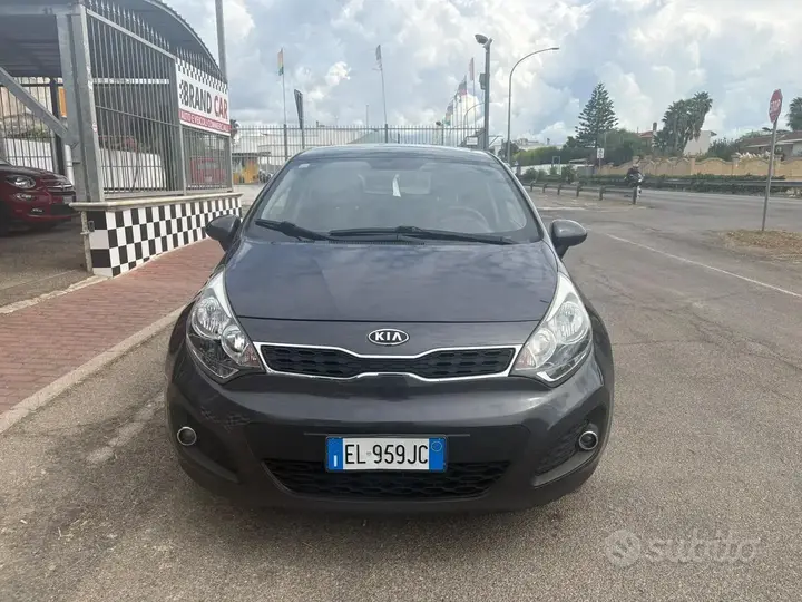 Kia Rio 2012 photo 2