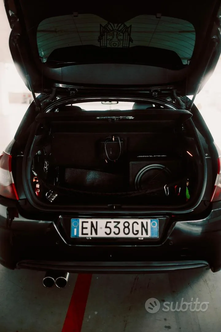 Citroen C4 2012 photo 3
