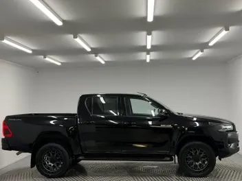 Toyota Hilux 2024 photo 3