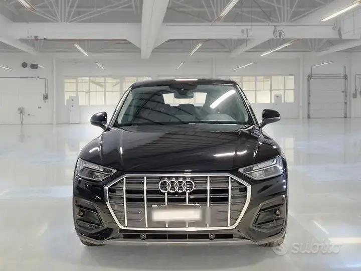 Audi Q5 2023 photo 2