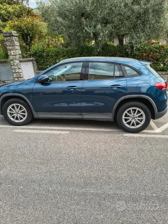 Mercedes-Benz Gla 2021 photo 2