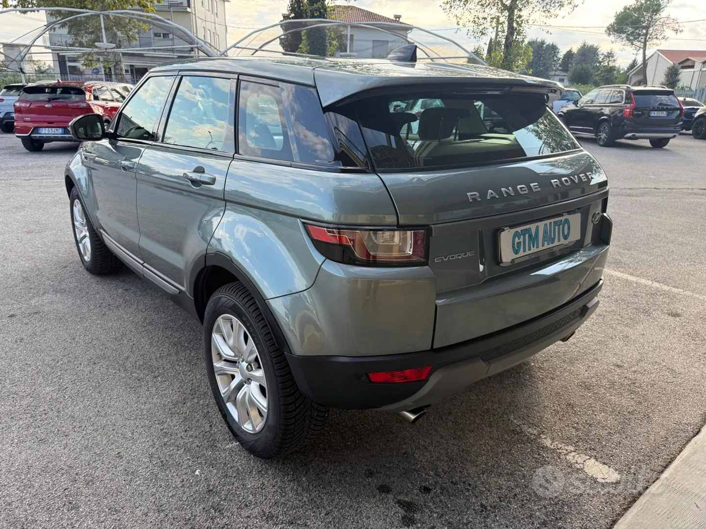 Land Rover Range Rover Evoque 2017 photo 4