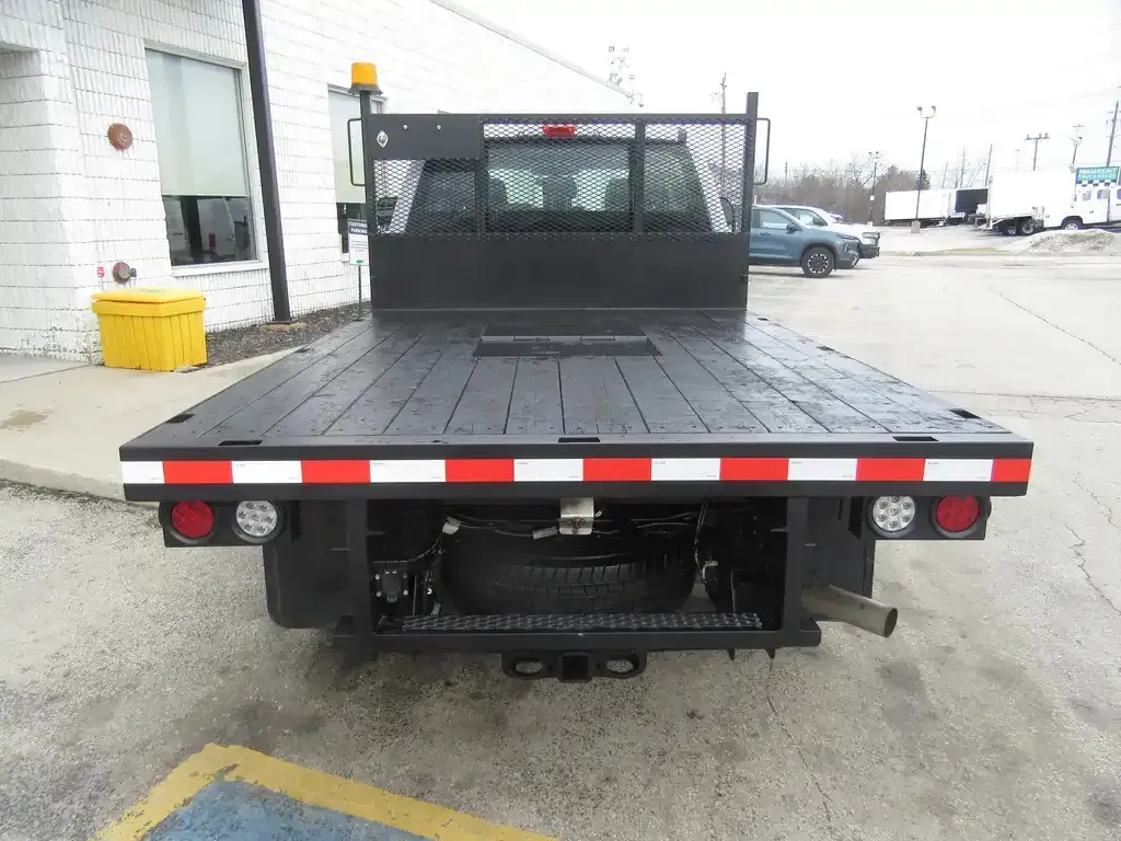 Ford F 350 2024 photo 2