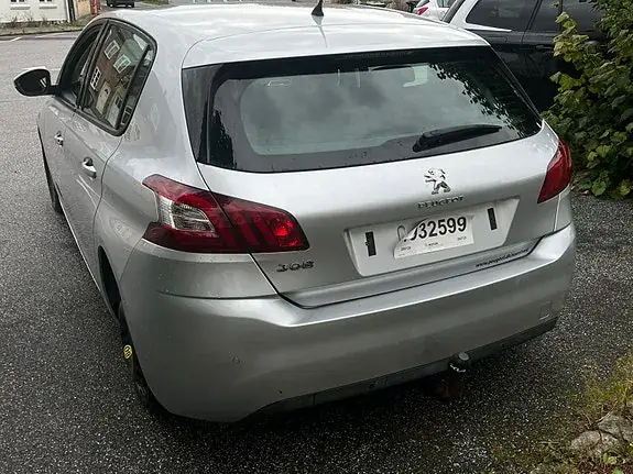 Peugeot 308 2013 photo 3