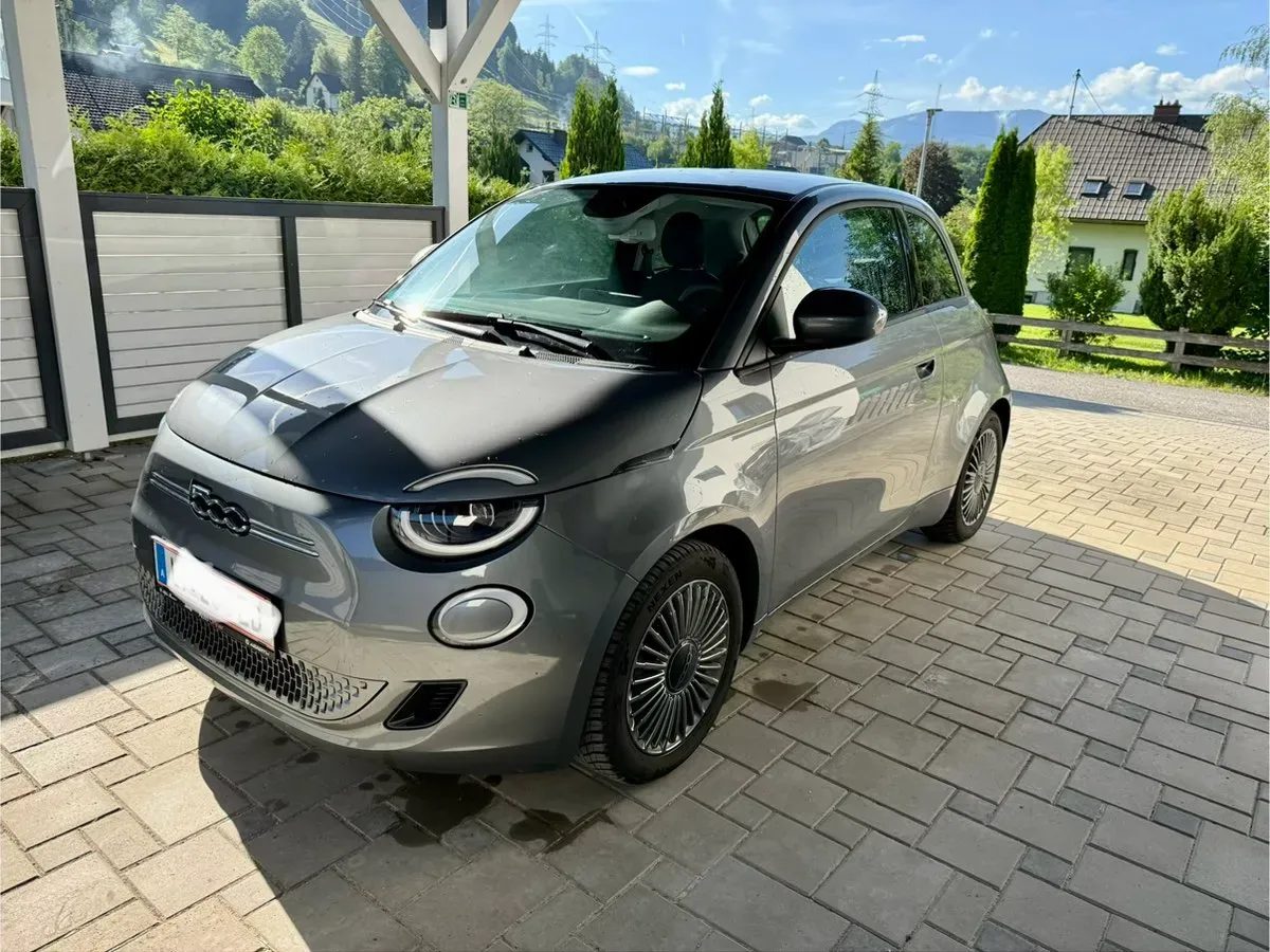 Fiat 500E