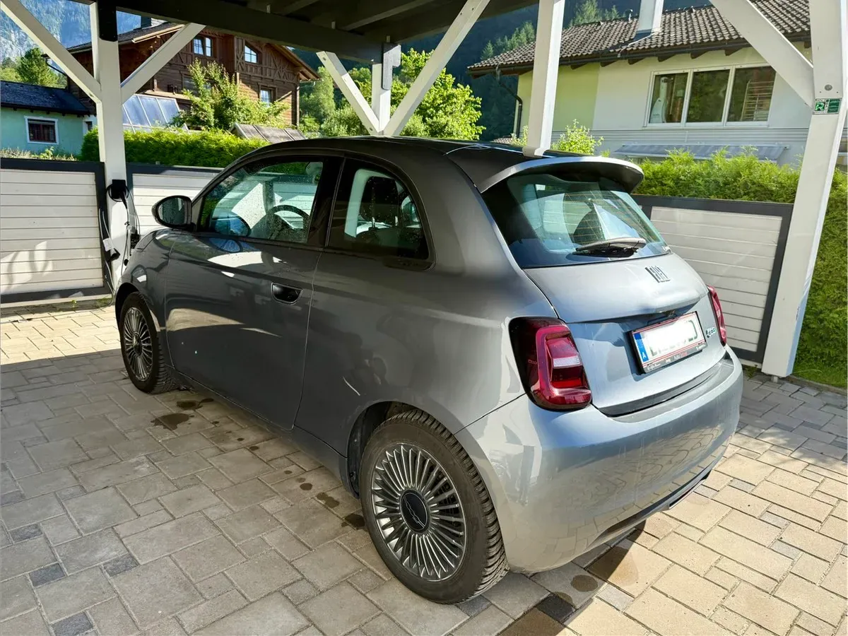 Fiat 500E 2022 photo 2