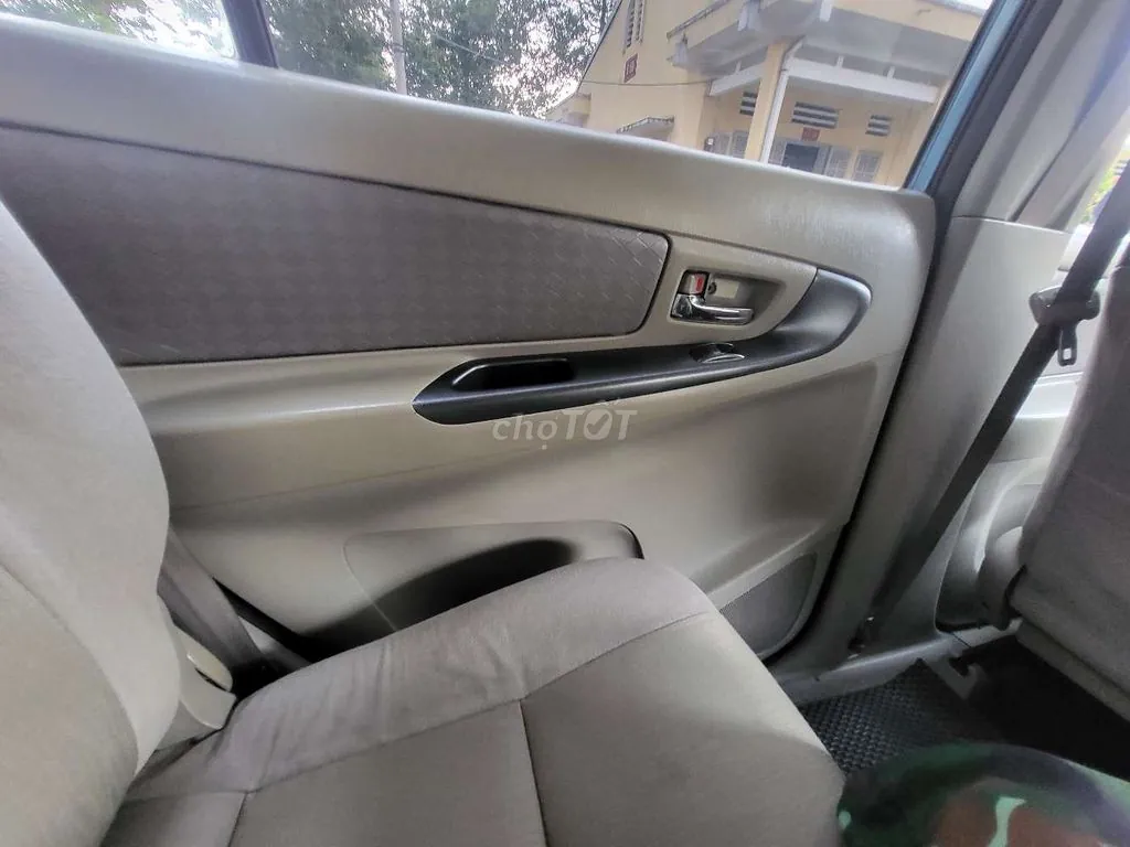 Toyota Innova 2015 photo 4