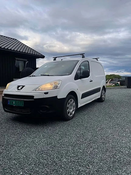 Peugeot Partner 2009 photo 2