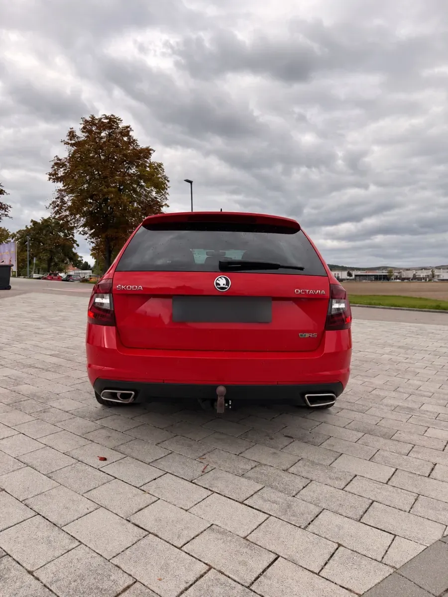 Skoda Octavia 2018 photo 2