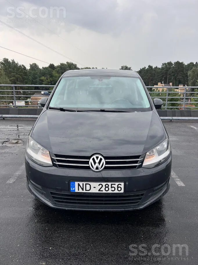 Volkswagen Sharan 2012 photo 2