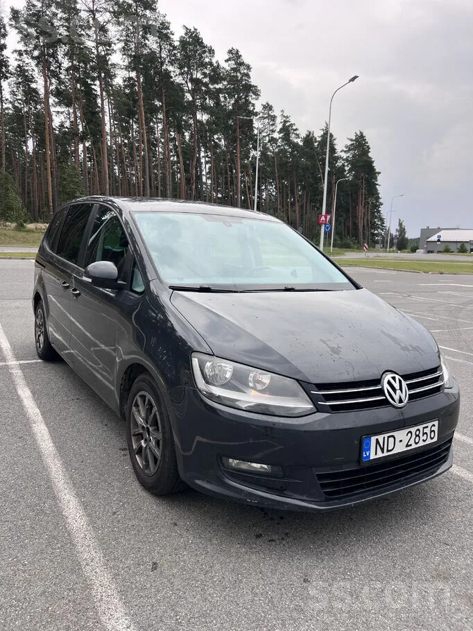 Volkswagen Sharan 2012 photo 3
