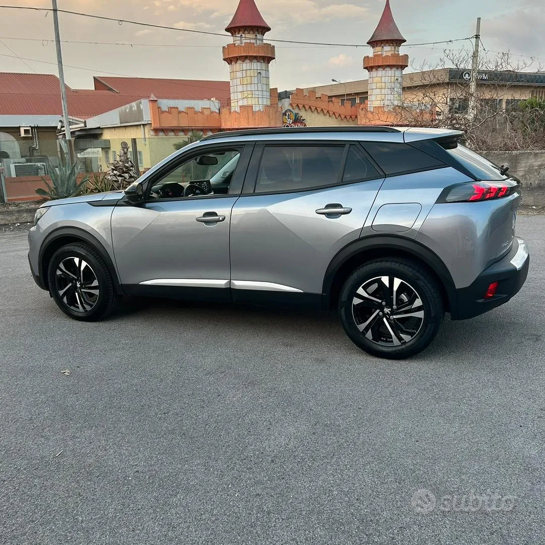 Peugeot 2008 2021 photo 4