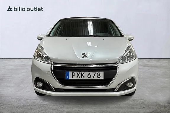 Peugeot 208 2015 photo 3