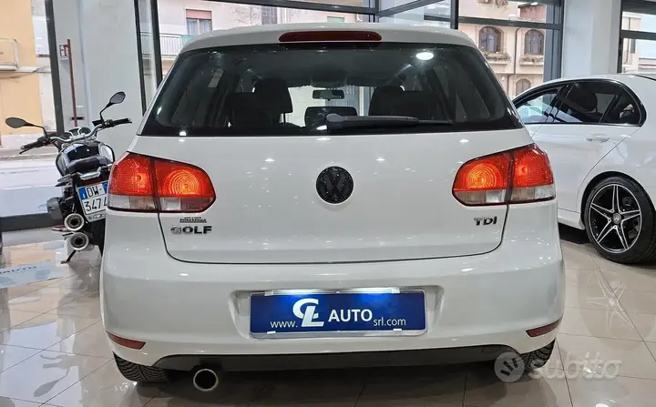 Volkswagen Golf 2012 photo 2