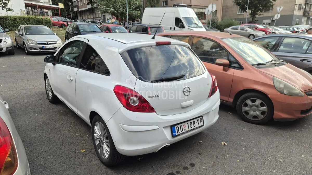 Opel Corsa D 2011 photo 4