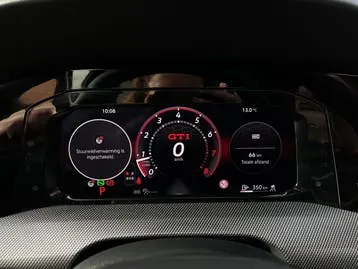 Volkswagen Golf 2026 photo 3