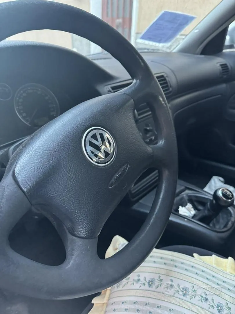 Volkswagen Passat 2001 photo 4