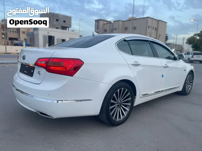 Kia Cadenza 2012 photo 4