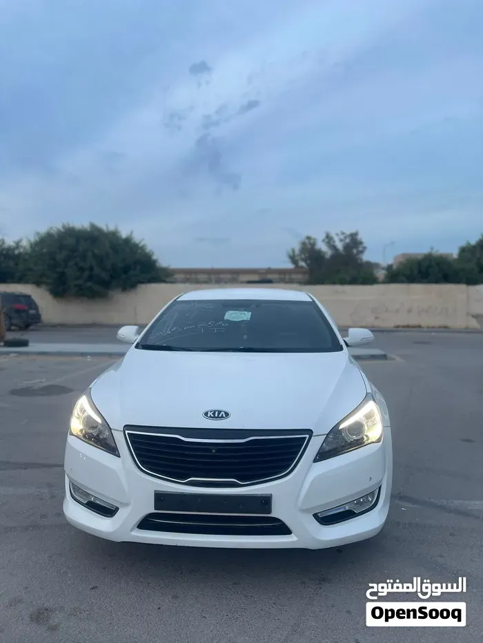 Kia Cadenza 2012 photo 3
