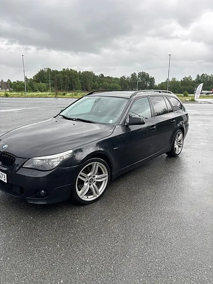 BMW 525D 2009 photo 2
