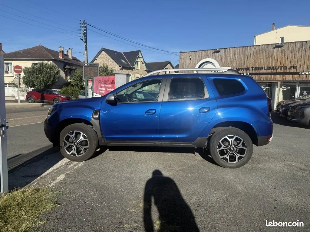 Dacia Duster 2021 photo 2